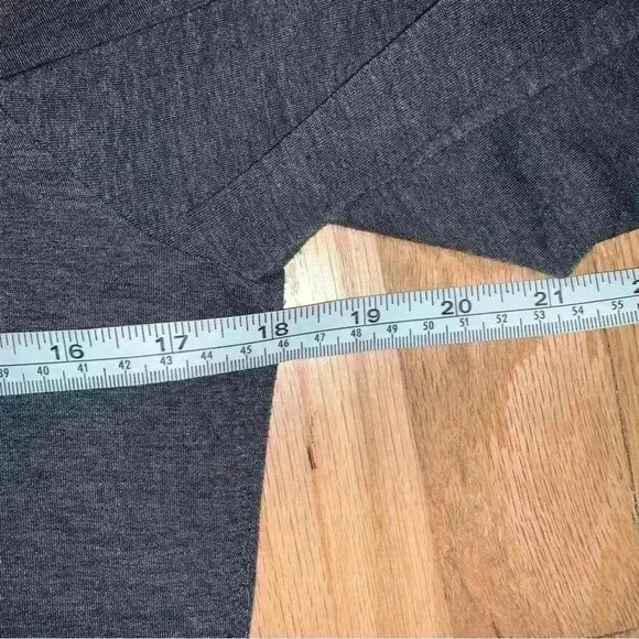 Athleta Open Back Flexlight Top Dark Heathered Gray Long Sleeve Athletic Size M - Picture 10 of 11